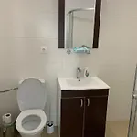 Apartment Luxurious & Cozy Bucharest