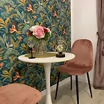 Luxurious & Cozy Apartment *
