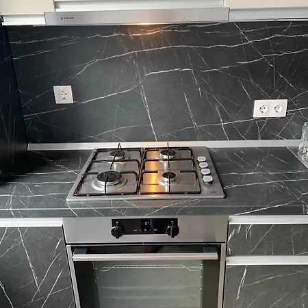 Luxurious & Cozy * بوخارست